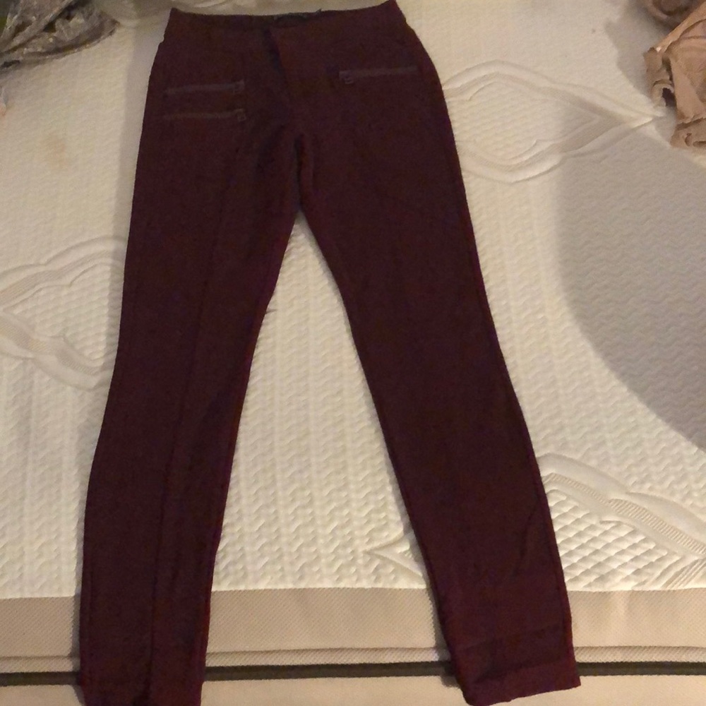Awesome burgundy pants!!